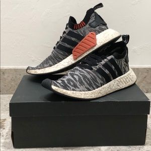 NMD R2 TIGER USED SIZE 9.5